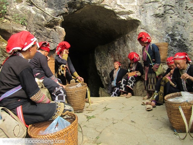 The Red Dao ethnic group in Ta Phin - ảnh 3